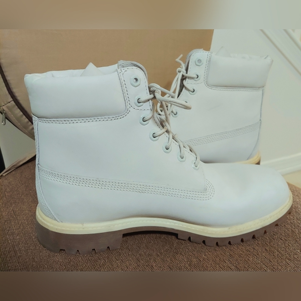 Timberland Boots, Size 10.5, Nubuck Leather, Cloudโ Gray, Lace-Up - Picture 5 of 10